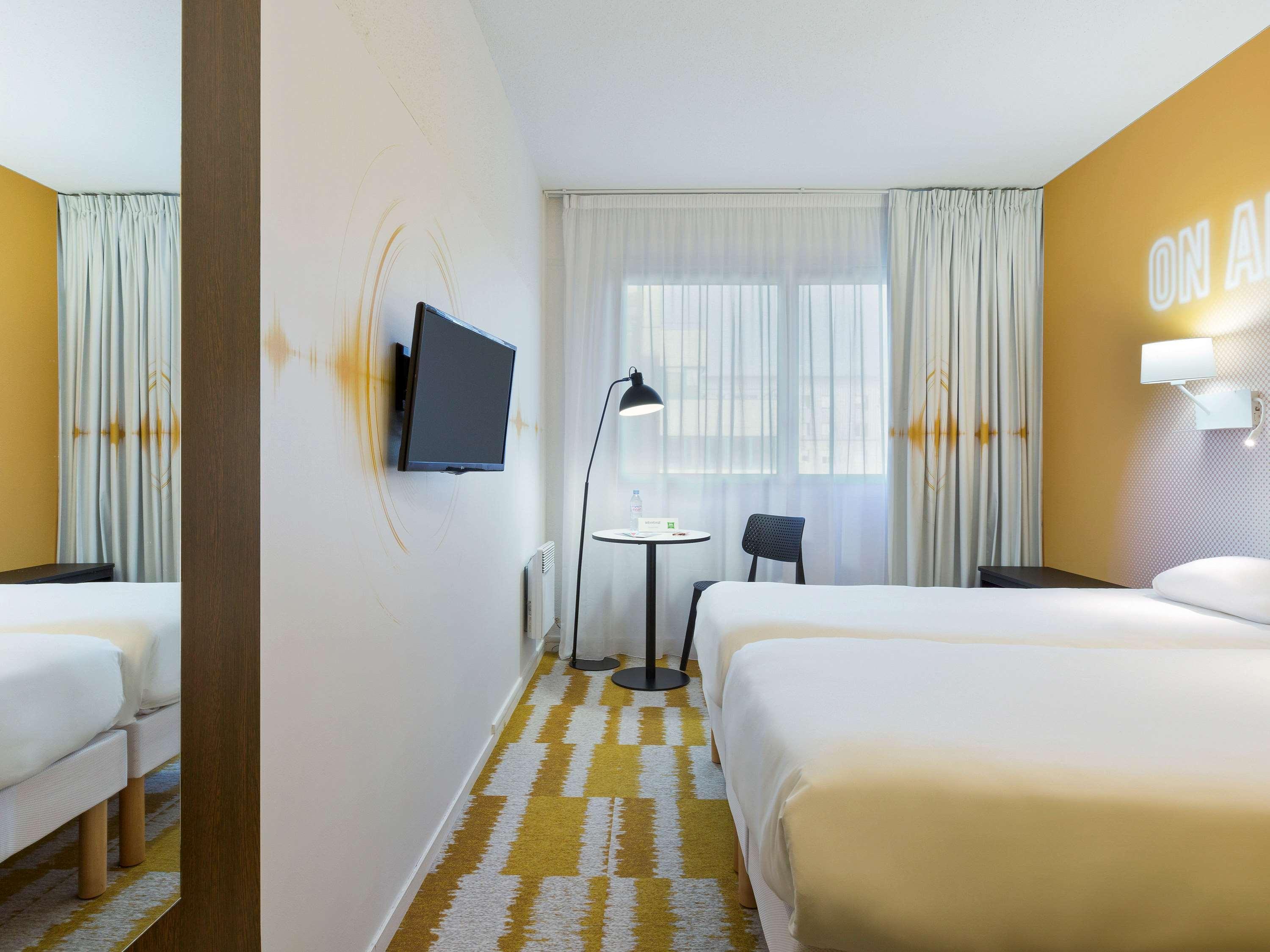 Ibis Styles Massy Opera Hotel Luaran gambar